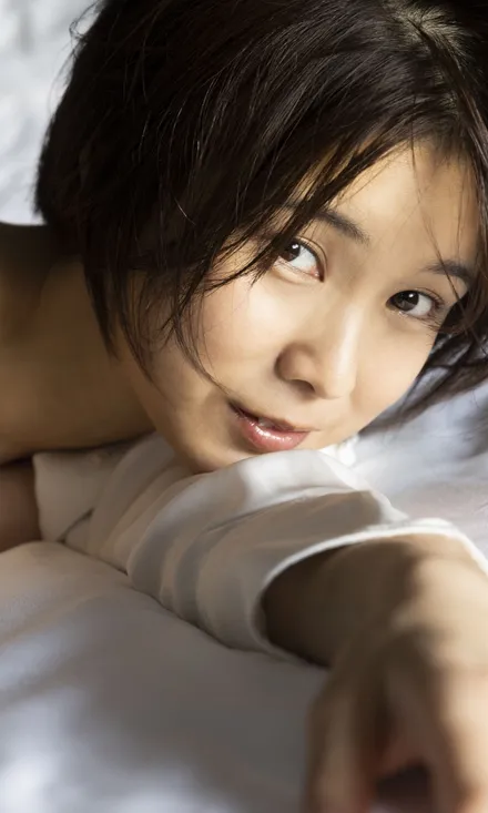 【デジタル限定】真田まこと写真集「暴れん坊の柔ホワIカップ」 公式試し読みページより(3枚目)